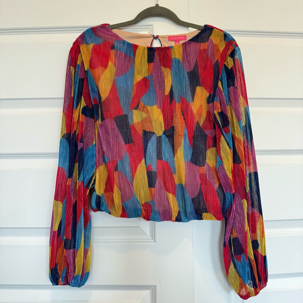 Flying Tomato bubble hem top